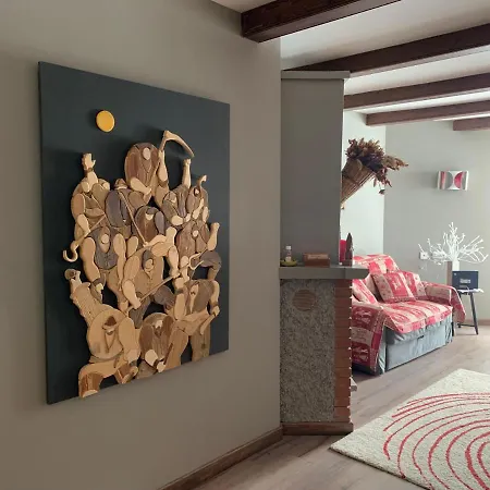 Giomein, Di Charme Artistico ,cir 1258 Breuil-Cervinia