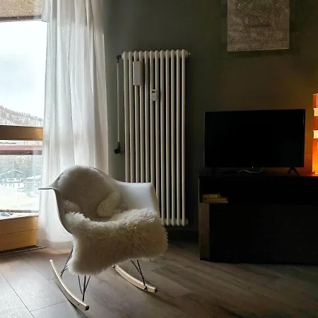 Giomein, Di Charme Artistico ,cir 0279